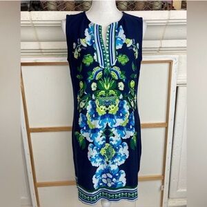 NY&Co. body con floral dress w/ V neck. Size Large
